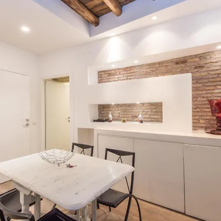 Forum Augusti By Interhome *